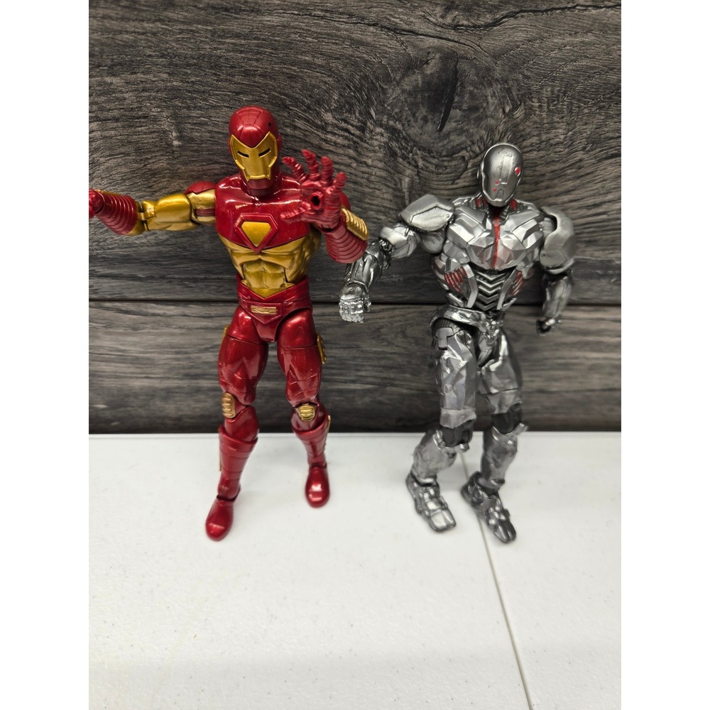Mattel Marvel Avengers Iron Man and Ultron Action‎ Figure Set 6 Inch FHM04 2017